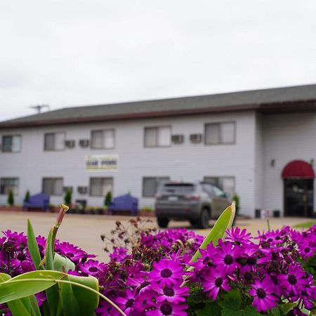 Model Towne Inn Motel Gwinn Exterior foto