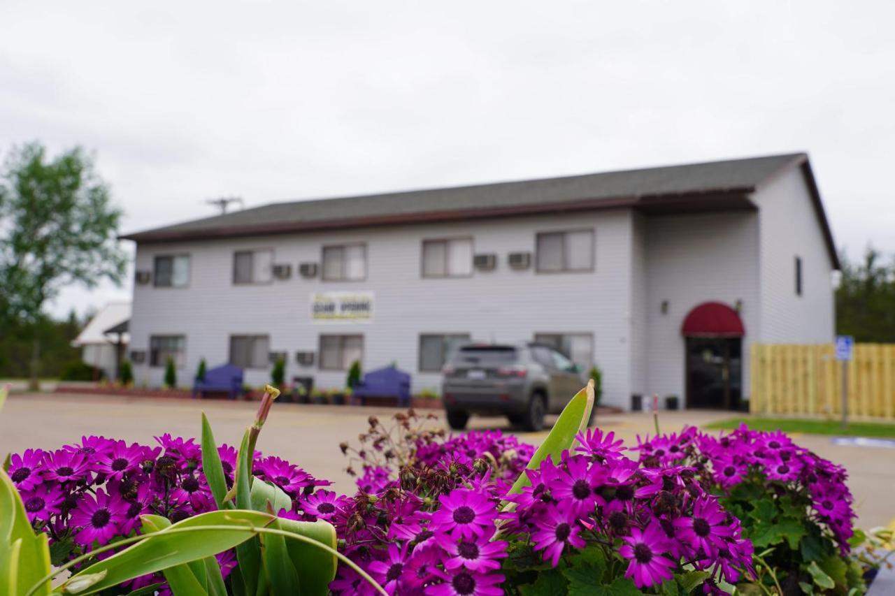 Model Towne Inn Motel Gwinn Exterior foto