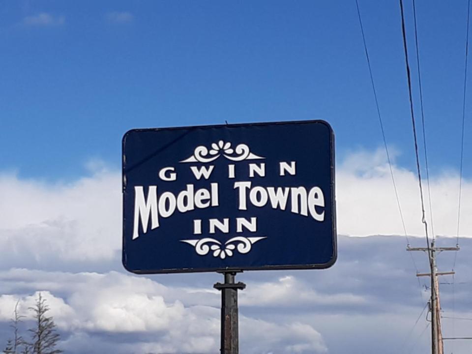 Model Towne Inn Motel Gwinn Exterior foto